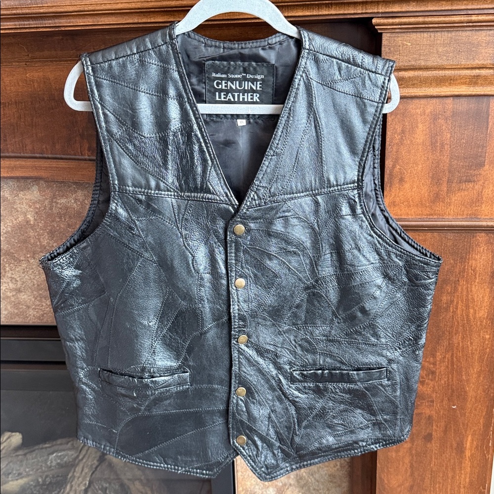 Genuine Leather Black Patchwork Snap Distressed V… - image 1